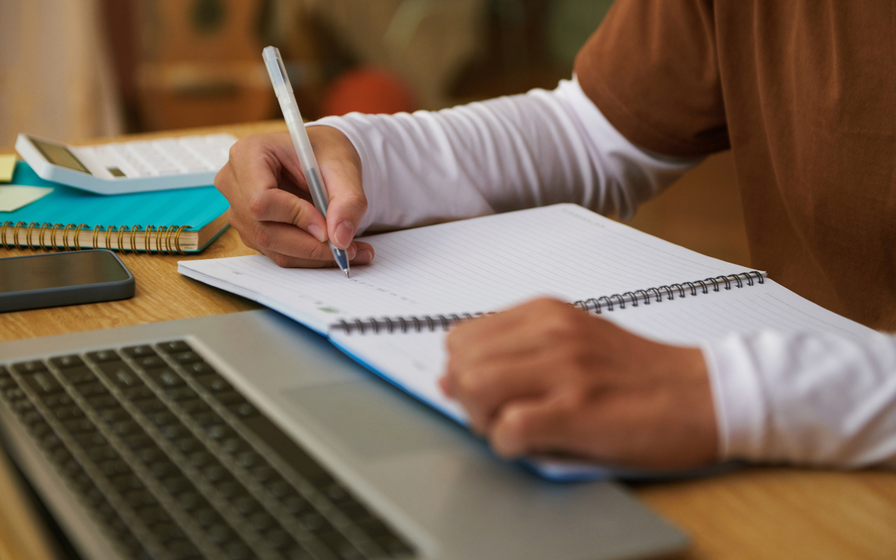 Digital Notes vs Handwritten Notes: What Does Science Say?